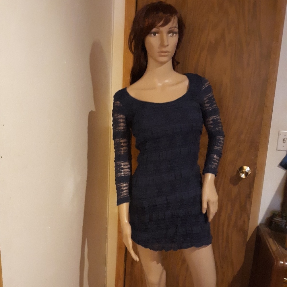 Max Studio XS Navy Blue Lace 3/4 Sleeve Dress